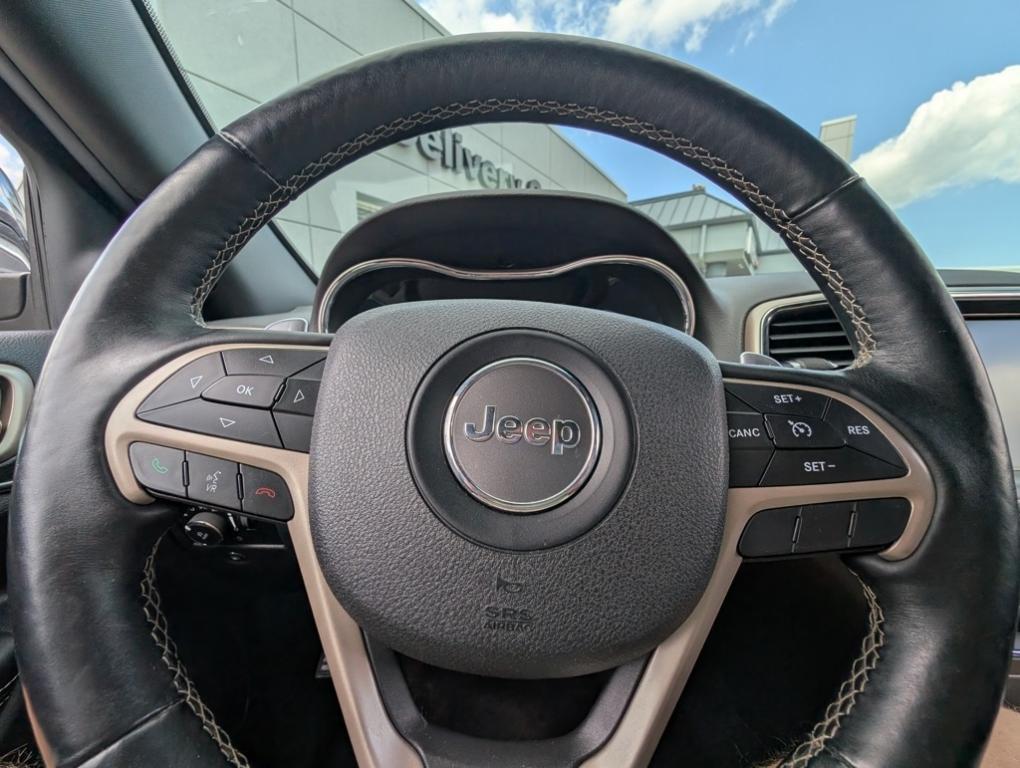 used 2017 Jeep Grand Cherokee car, priced at $14,500