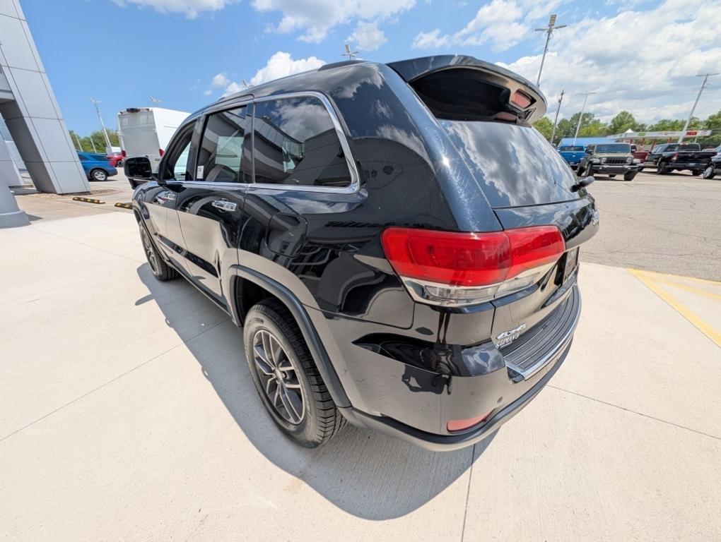 used 2017 Jeep Grand Cherokee car, priced at $14,500