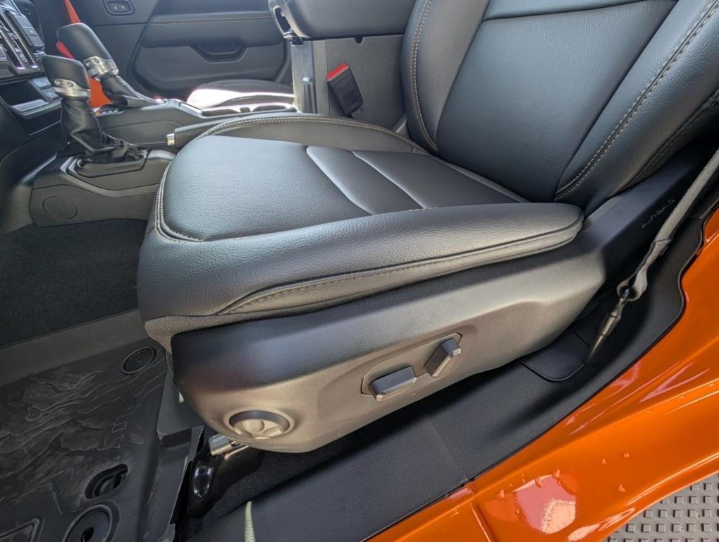 new 2025 Jeep Gladiator car, priced at $48,415