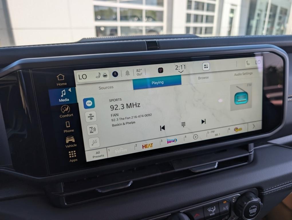 new 2025 Jeep Gladiator car, priced at $48,415
