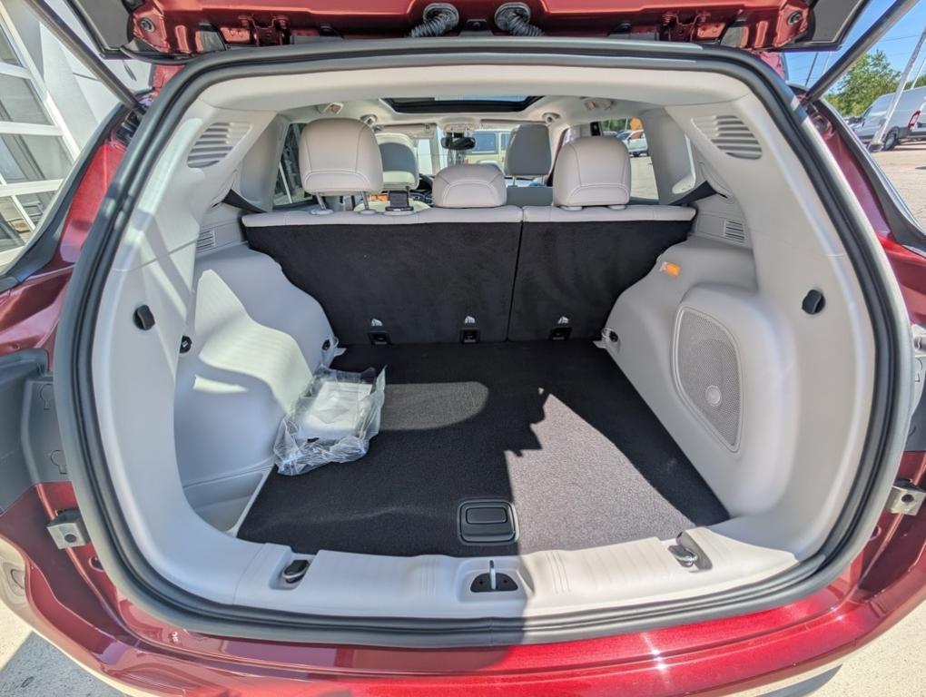 used 2022 Jeep Compass car, priced at $25,991