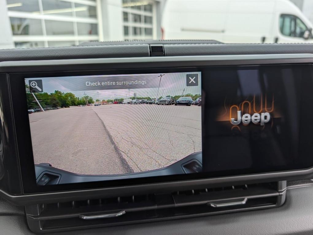 new 2025 Jeep Gladiator car, priced at $46,795