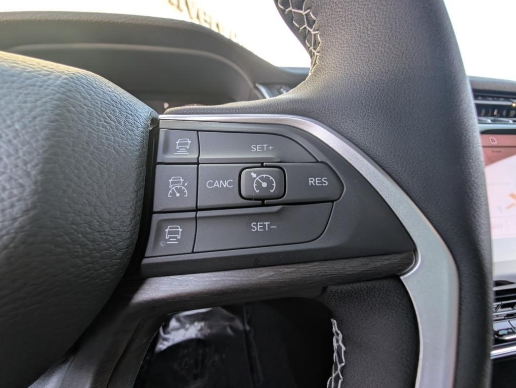 new 2025 Jeep Grand Cherokee car, priced at $50,485