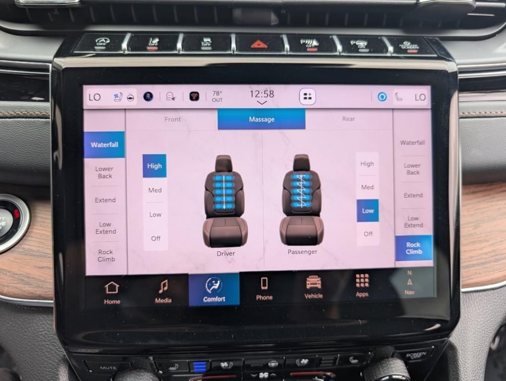 new 2025 Jeep Grand Cherokee car, priced at $59,679