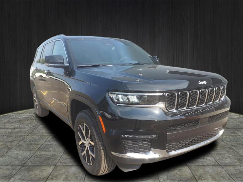 new 2024 Jeep Grand Cherokee L car, priced at $51,610