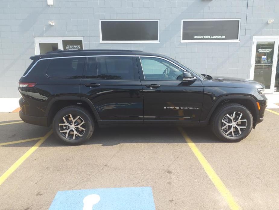 new 2024 Jeep Grand Cherokee L car, priced at $51,610