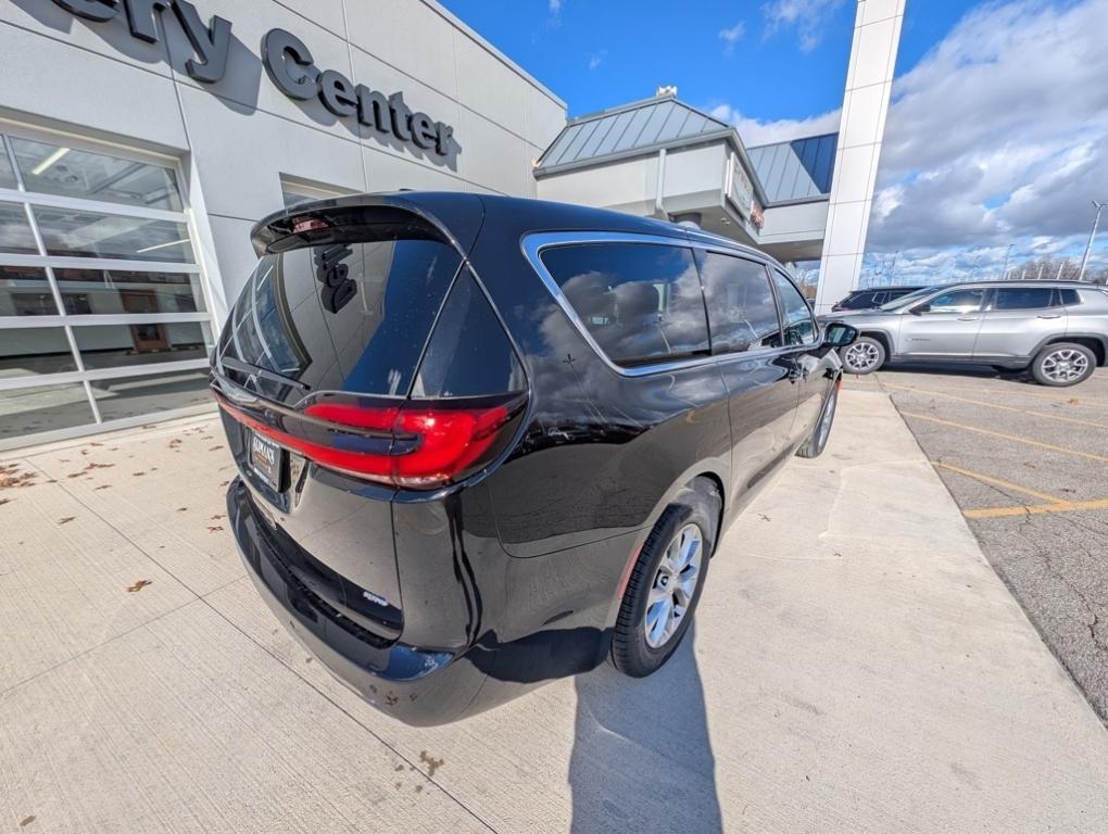new 2026 Chrysler Pacifica car, priced at $45,360