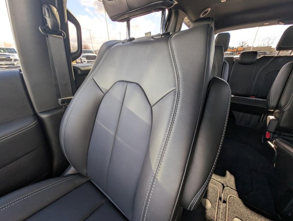 new 2026 Chrysler Pacifica car, priced at $45,360