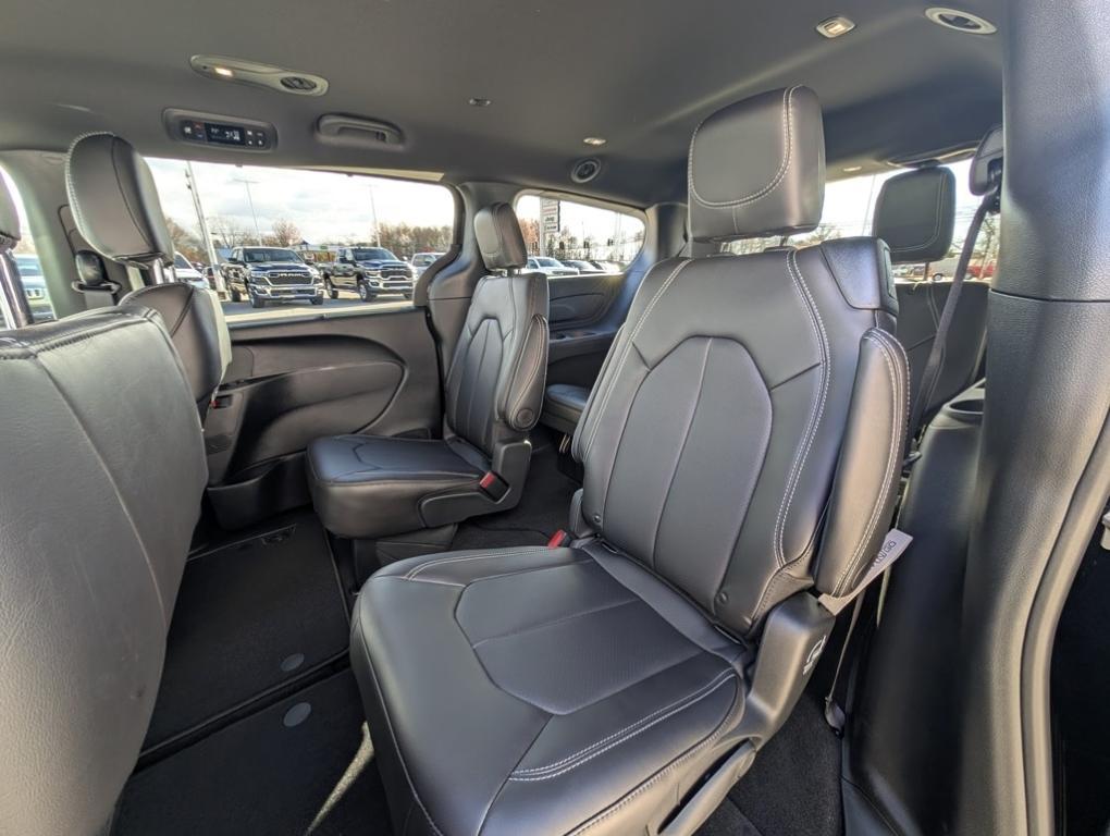 new 2026 Chrysler Pacifica car, priced at $45,360