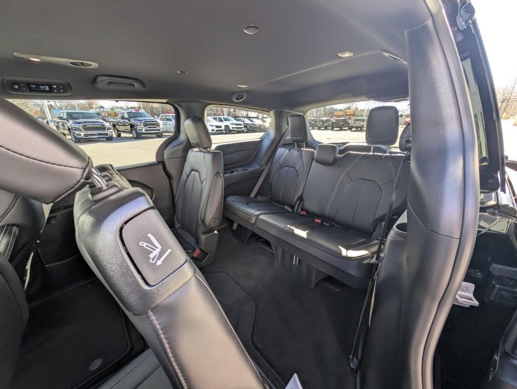 new 2026 Chrysler Pacifica car, priced at $45,360
