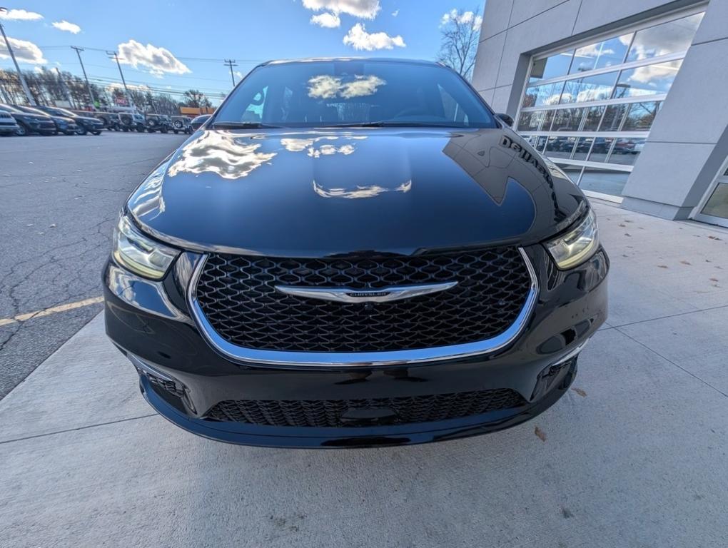 new 2026 Chrysler Pacifica car, priced at $45,360