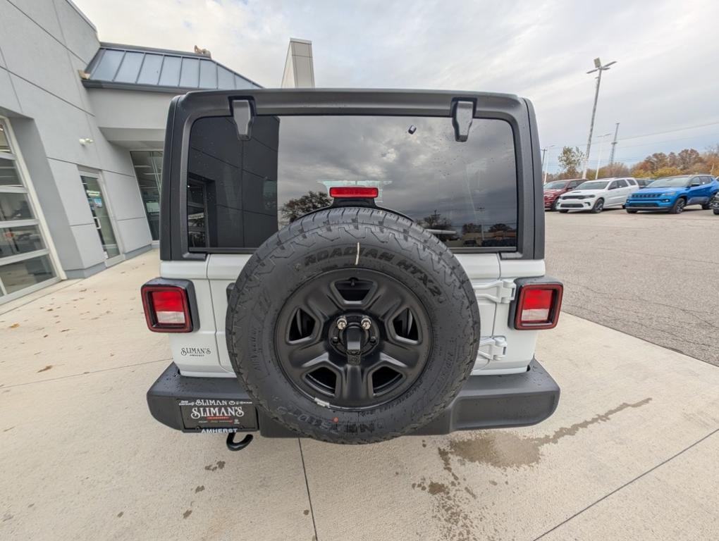 new 2026 Jeep Wrangler car, priced at $43,480
