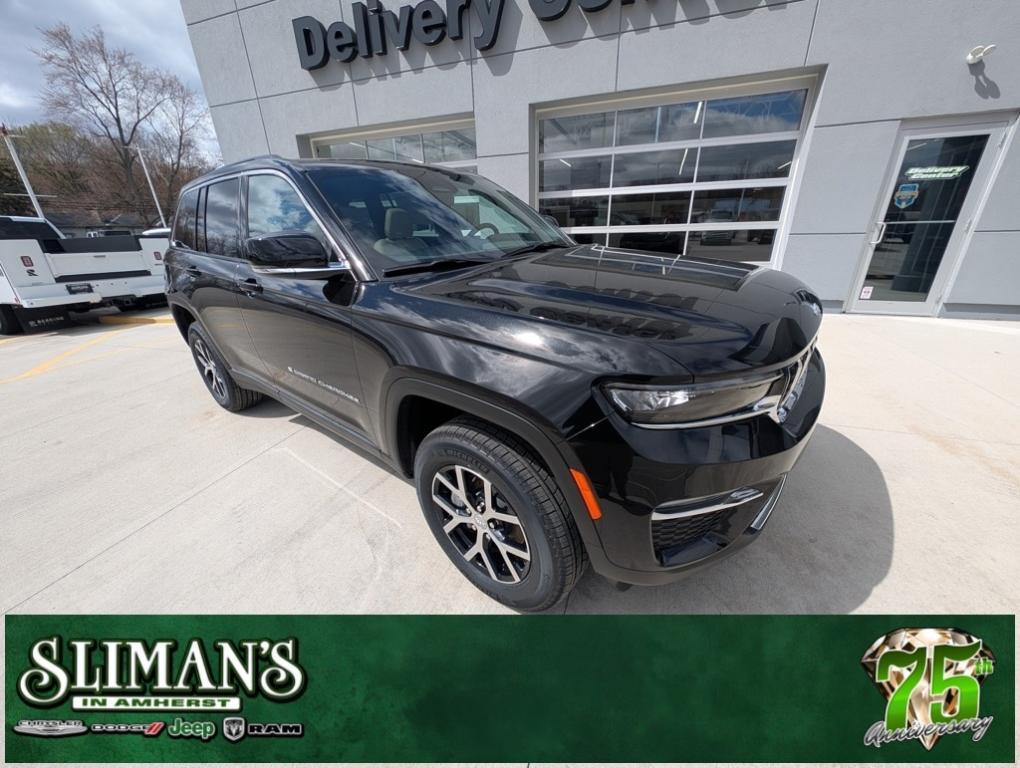 new 2025 Jeep Grand Cherokee car, priced at $47,010