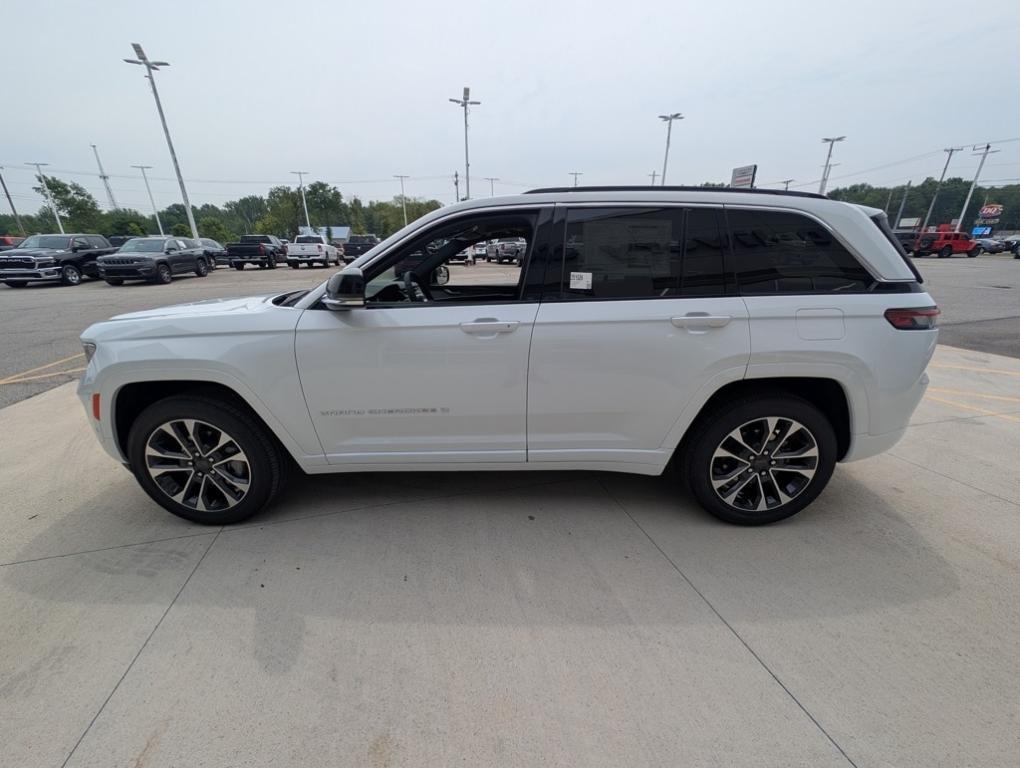 new 2025 Jeep Grand Cherokee car, priced at $55,203