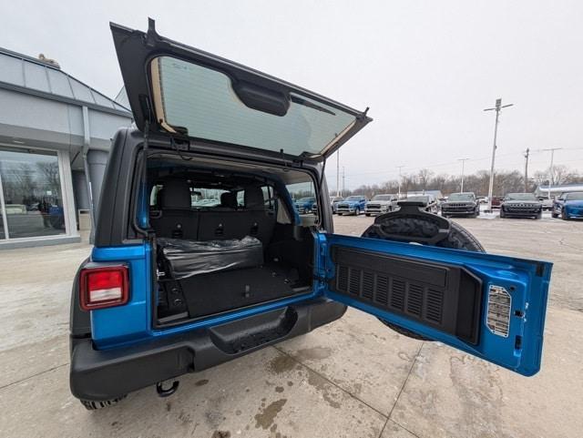 new 2025 Jeep Wrangler car, priced at $42,755