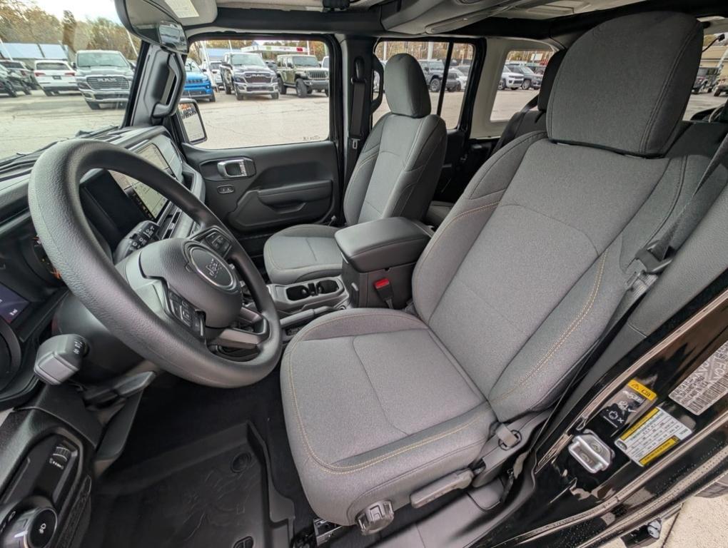 new 2026 Jeep Wrangler car, priced at $44,075