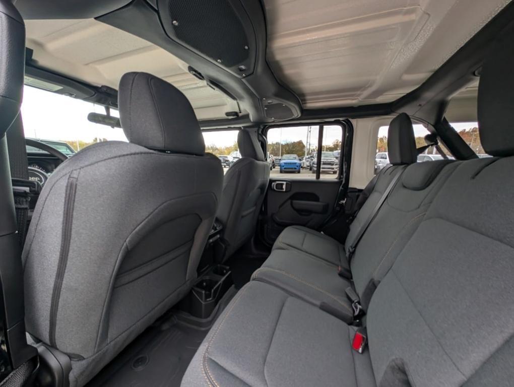 new 2026 Jeep Wrangler car, priced at $44,075