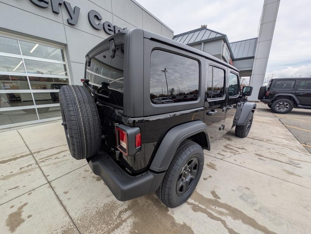 new 2026 Jeep Wrangler car, priced at $44,075