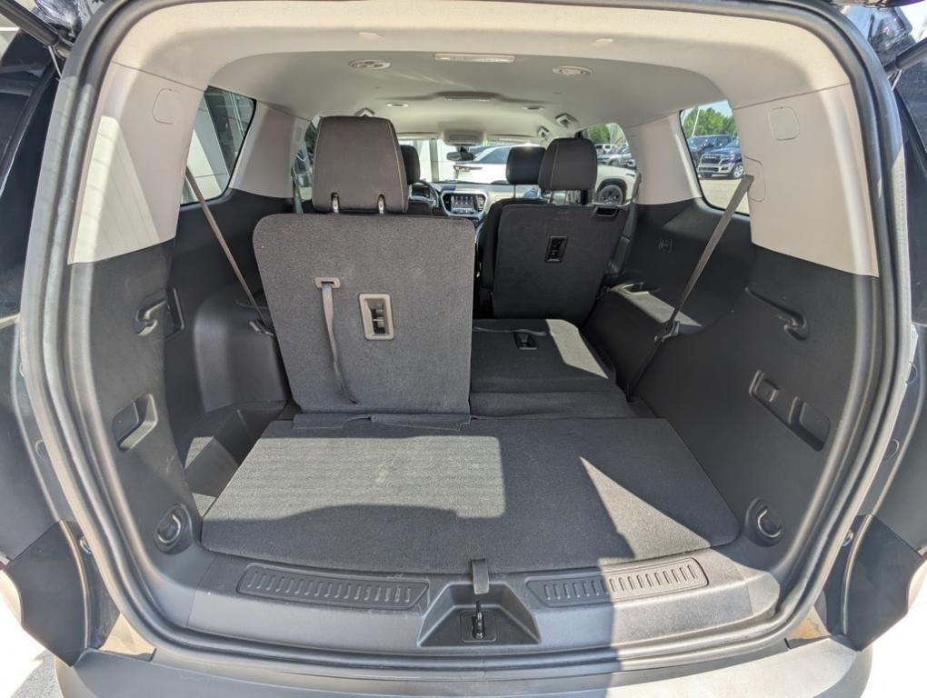 used 2023 GMC Acadia car, priced at $31,494