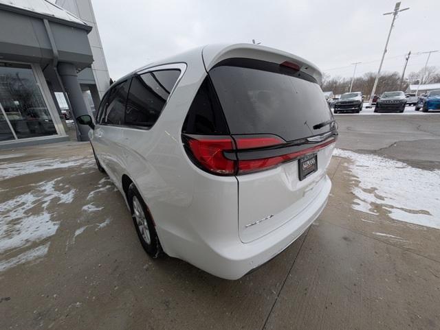 new 2025 Chrysler Pacifica car, priced at $41,145