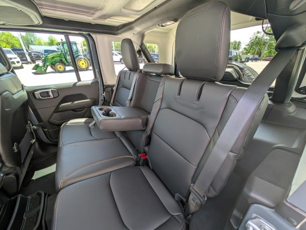 new 2025 Jeep Wrangler 4xe car, priced at $59,194