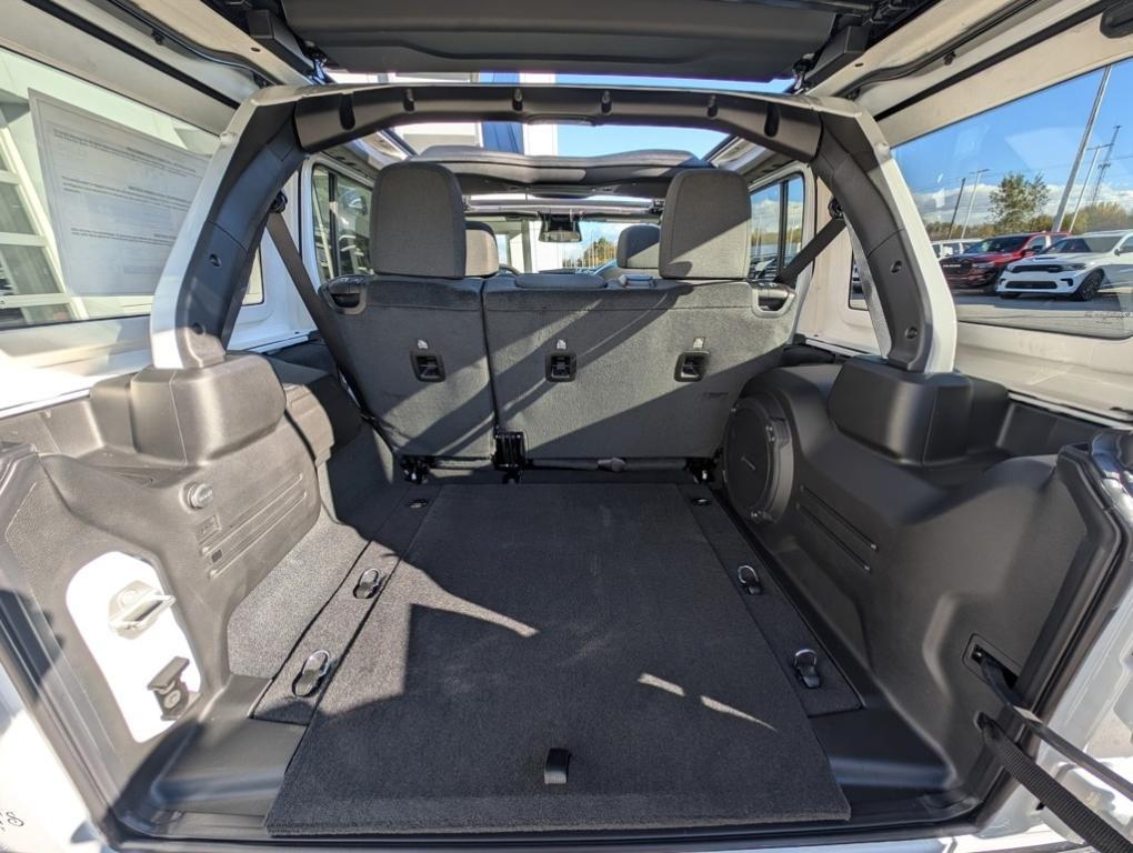 new 2026 Jeep Wrangler car, priced at $52,625