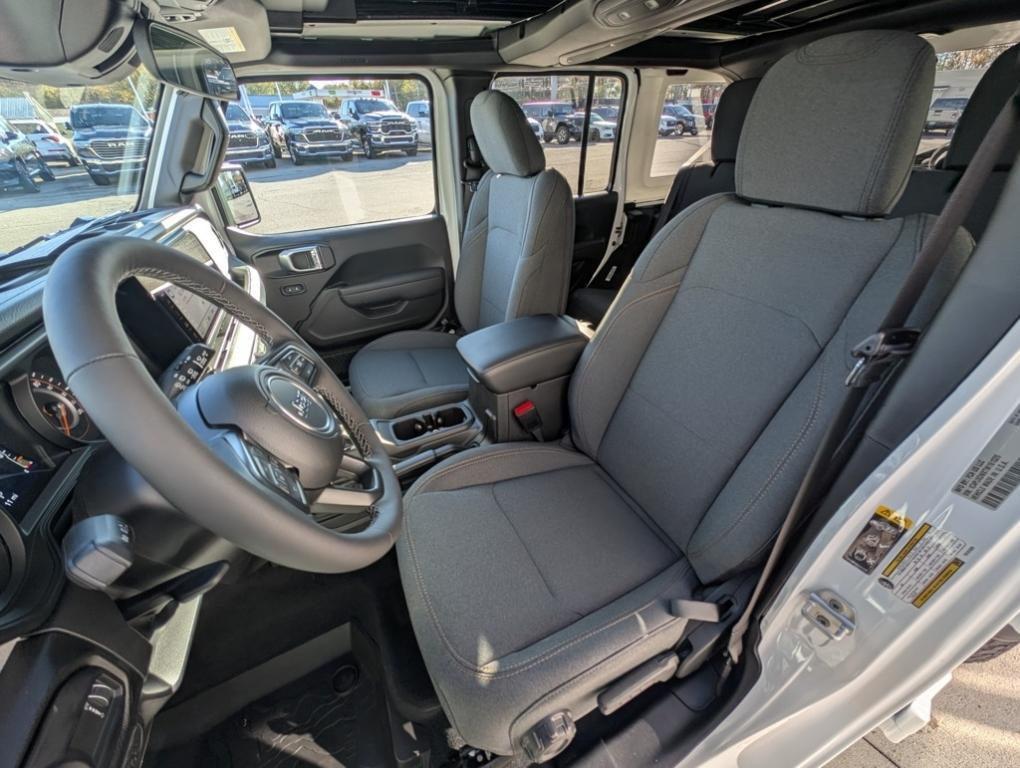 new 2026 Jeep Wrangler car, priced at $52,625