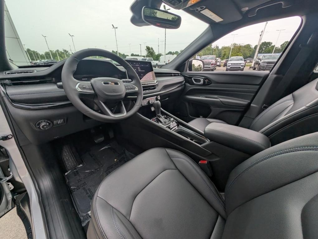 new 2025 Jeep Compass car, priced at $33,605