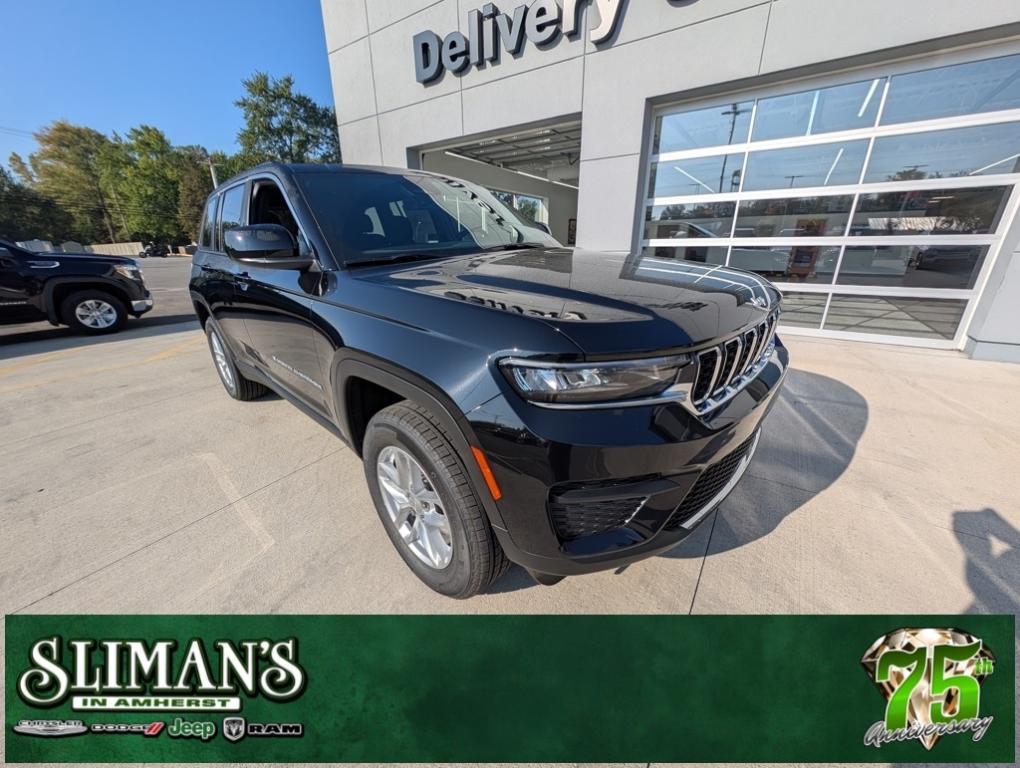 new 2025 Jeep Grand Cherokee car, priced at $36,670