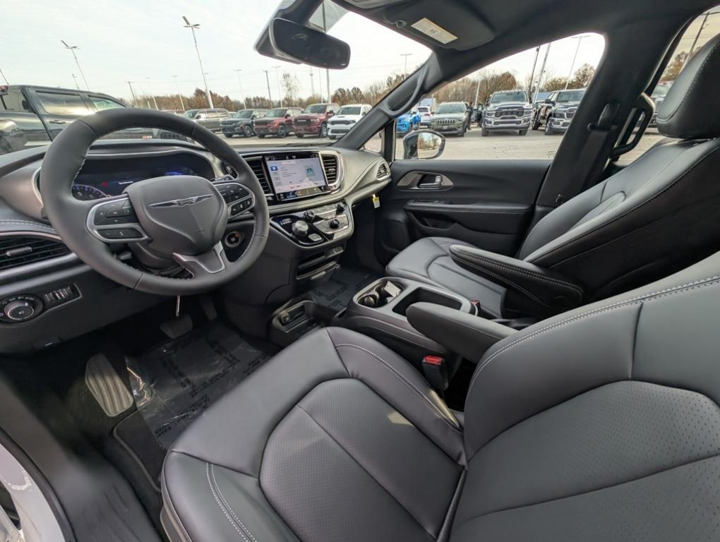 new 2026 Chrysler Pacifica car, priced at $42,365
