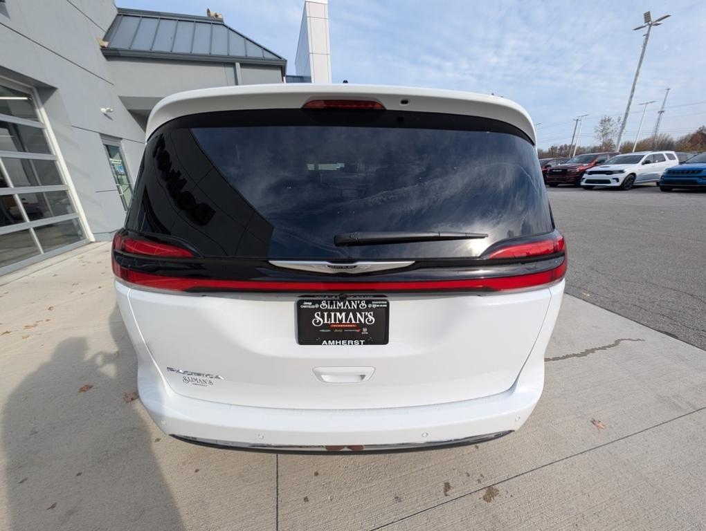 new 2026 Chrysler Pacifica car, priced at $42,365