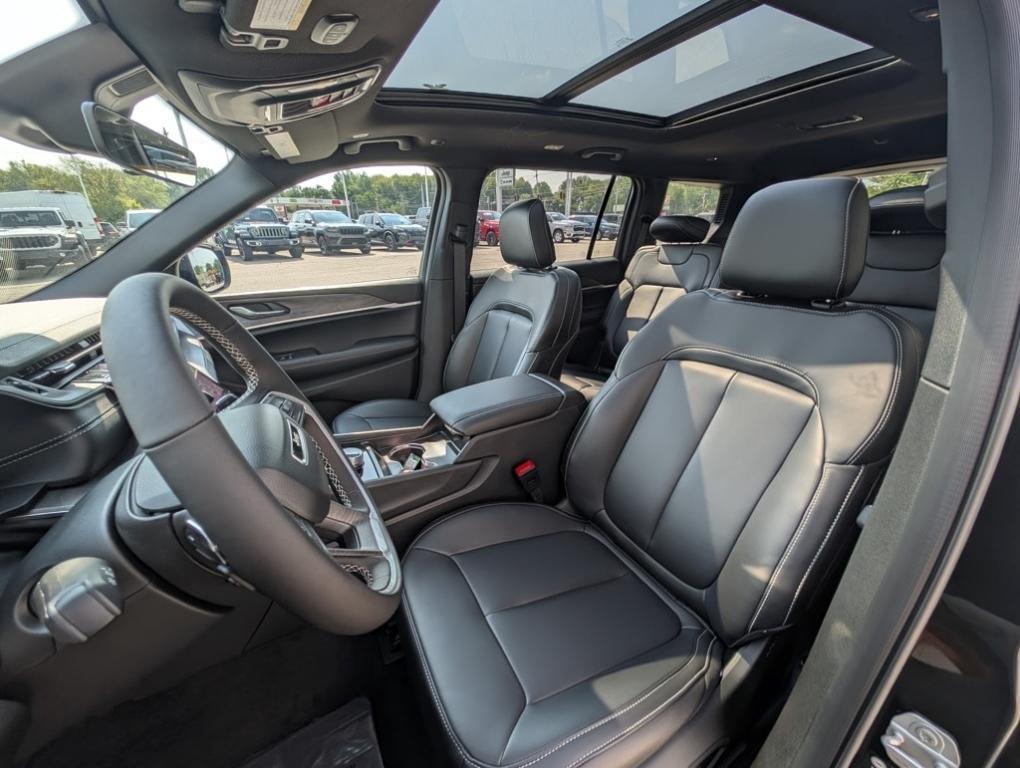 new 2025 Jeep Grand Cherokee L car, priced at $52,335