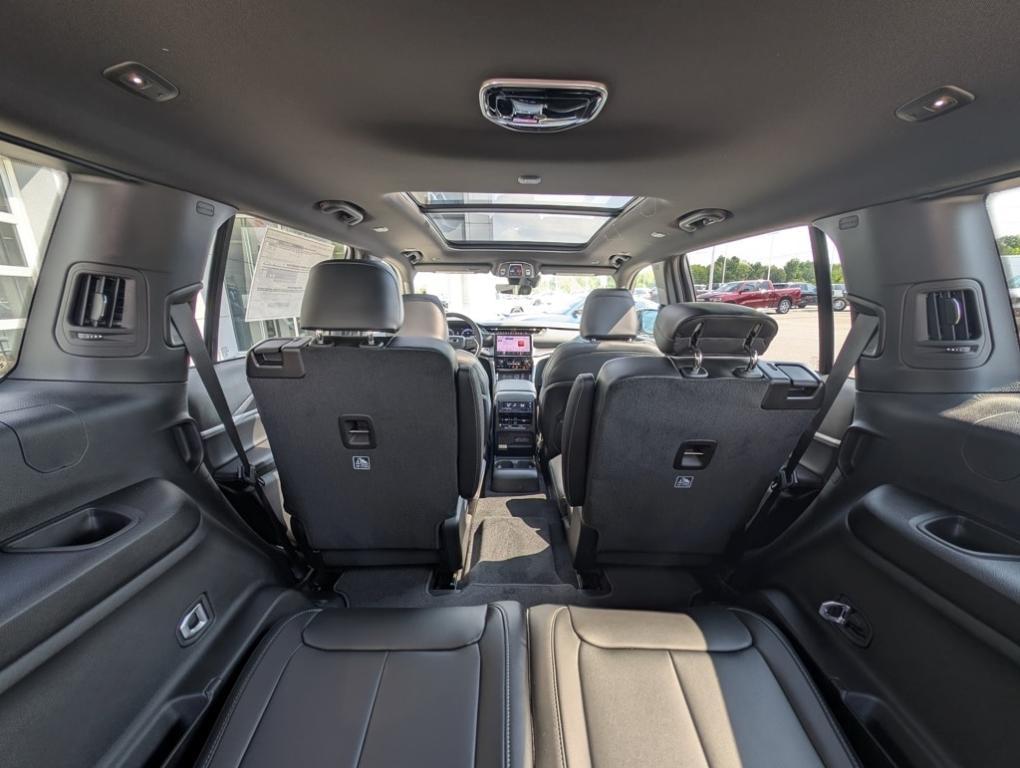 new 2025 Jeep Grand Cherokee L car, priced at $52,335