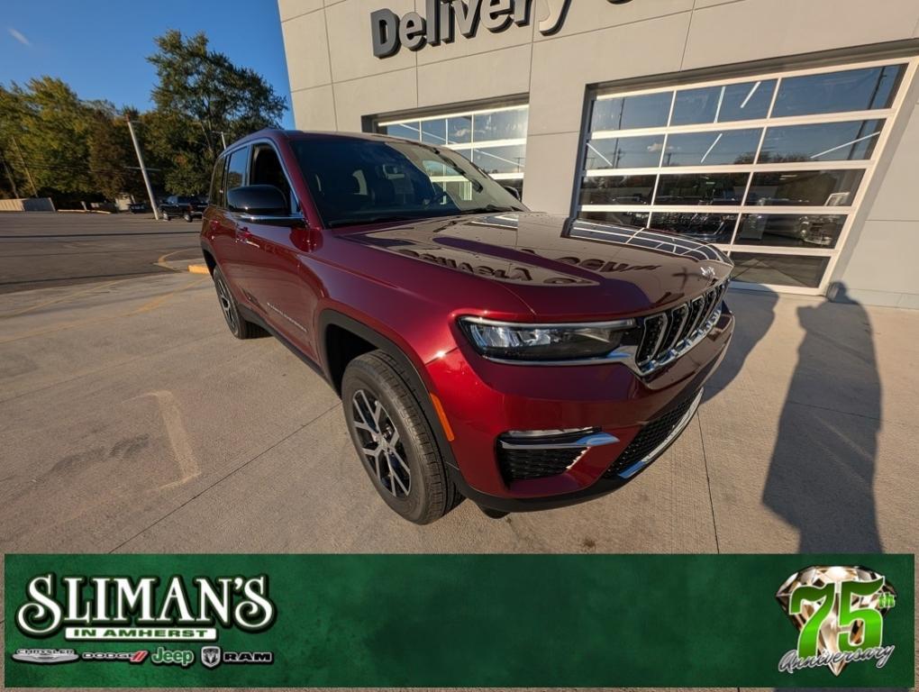 new 2025 Jeep Grand Cherokee car, priced at $47,760