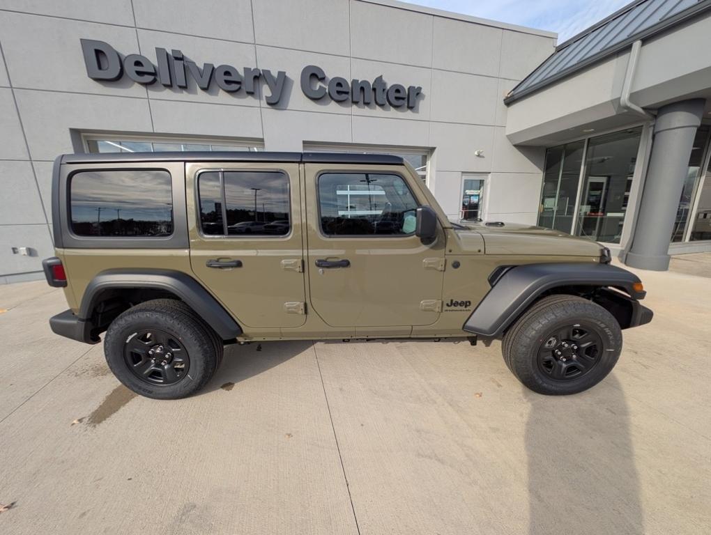 new 2026 Jeep Wrangler car, priced at $44,075