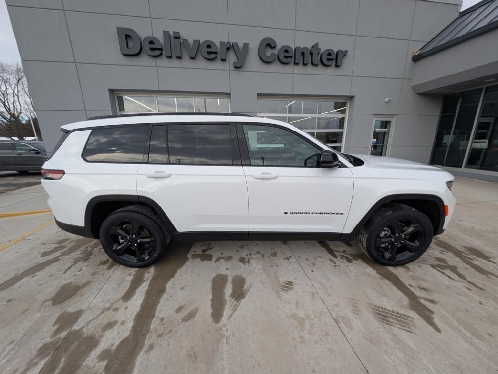 new 2025 Jeep Grand Cherokee L car, priced at $52,535