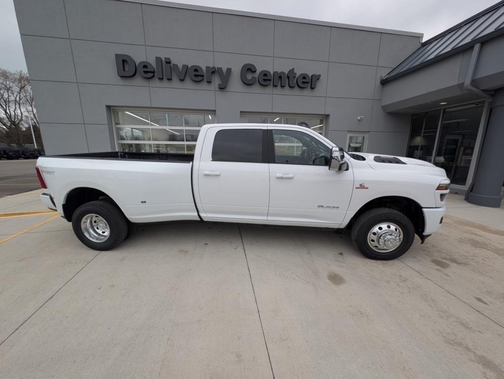 new 2025 Ram 3500 car, priced at $90,505