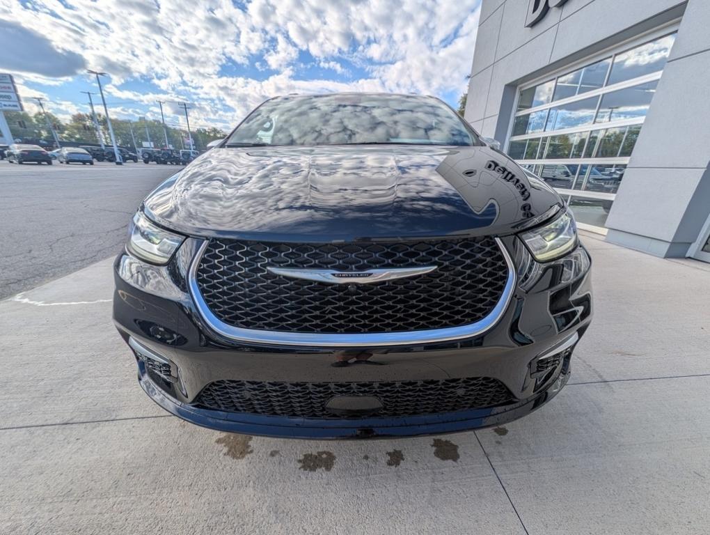 new 2026 Chrysler Pacifica car, priced at $54,555