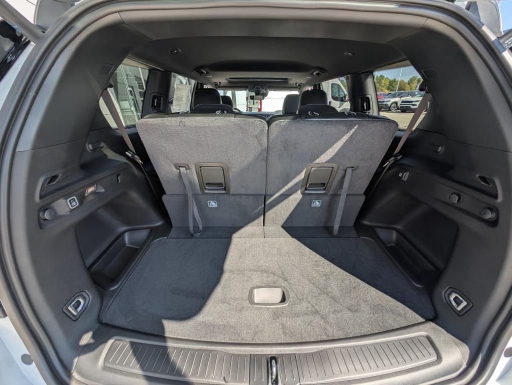 new 2025 Jeep Grand Cherokee L car, priced at $42,135