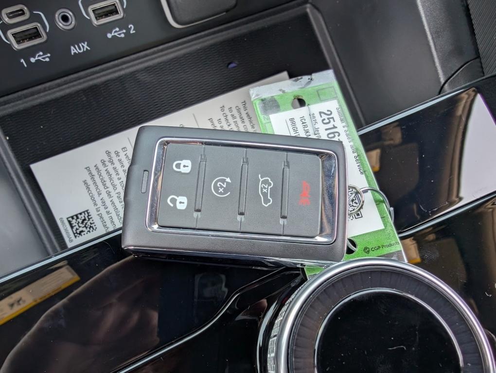 new 2025 Jeep Grand Cherokee L car, priced at $42,135