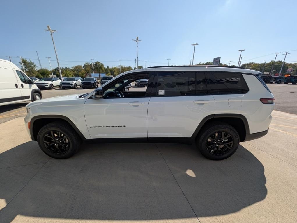 new 2025 Jeep Grand Cherokee L car, priced at $42,135