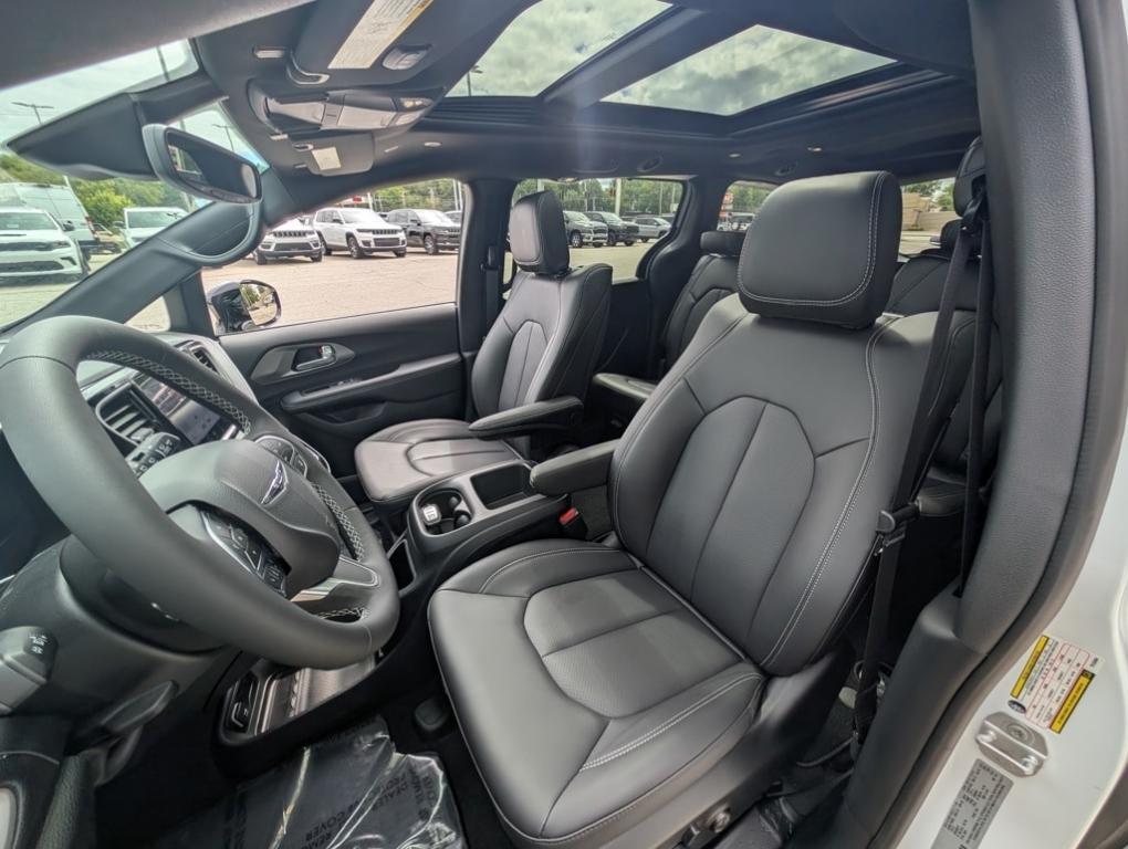 new 2026 Chrysler Pacifica car, priced at $41,350