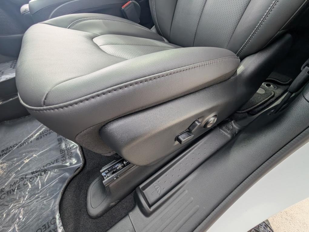 new 2026 Chrysler Pacifica car, priced at $41,350