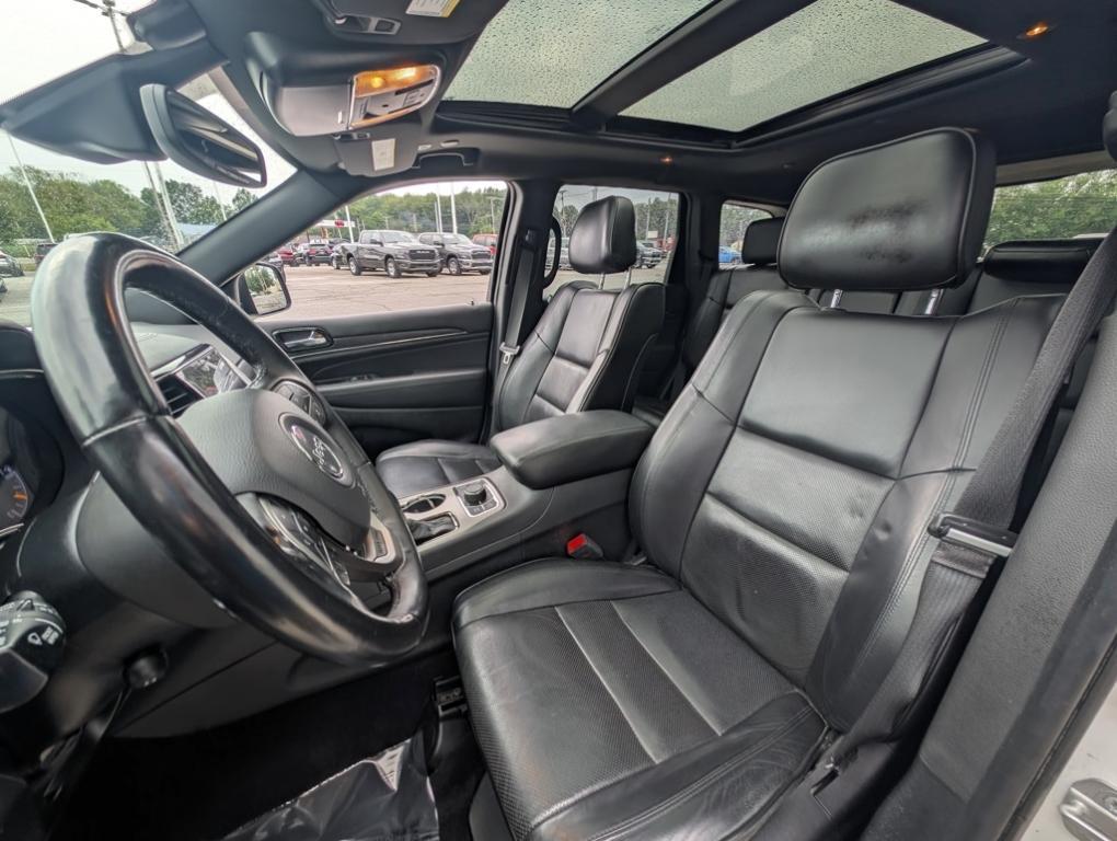 used 2019 Jeep Grand Cherokee car, priced at $18,000