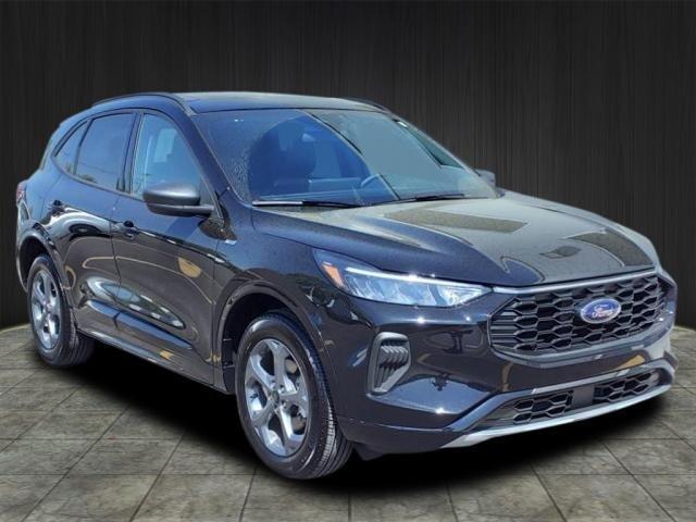 used 2023 Ford Escape car, priced at $28,000
