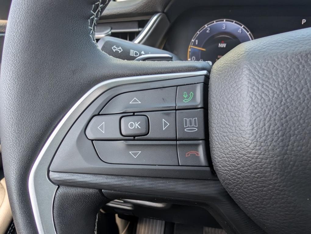 new 2025 Jeep Grand Cherokee car, priced at $36,670