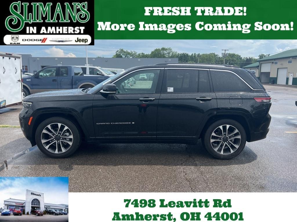 used 2022 Jeep Grand Cherokee car, priced at $41,900