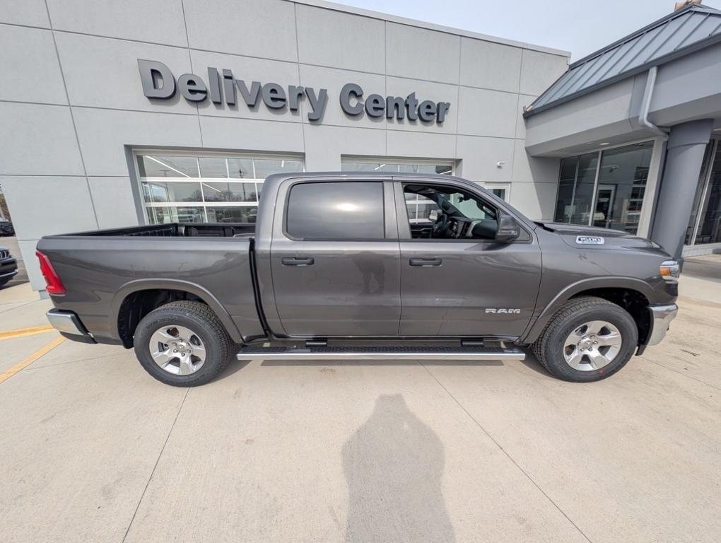 new 2025 Ram 1500 car, priced at $47,557