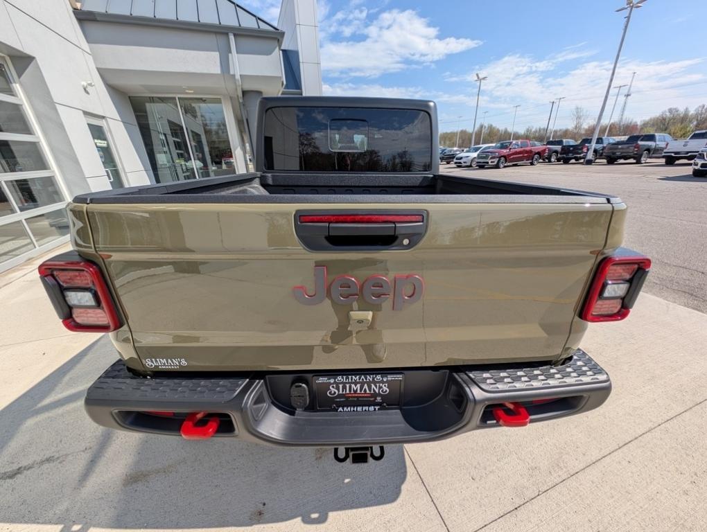 new 2025 Jeep Gladiator car, priced at $50,615