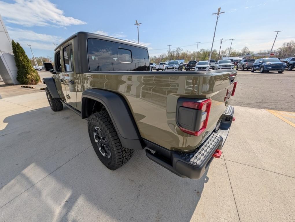 new 2025 Jeep Gladiator car, priced at $50,615